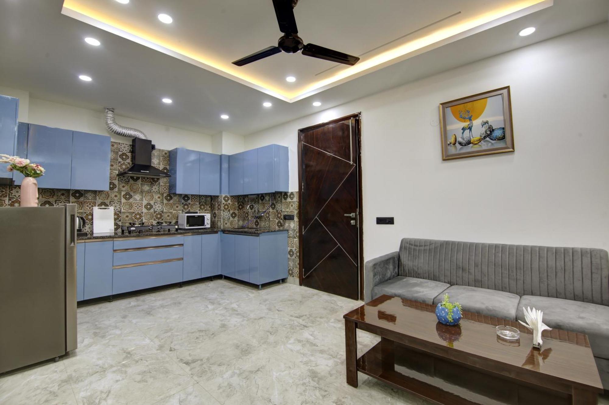 Limewood Stay - Millennium Huda City Center Gurgaon Bagian luar foto